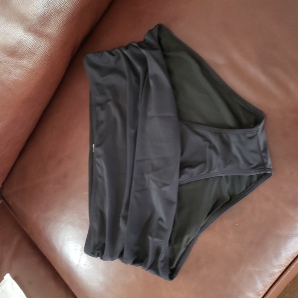 Yonique NWOT Black Full Coverage Bikini Bottoms Size 14 - Picture 12 of 13